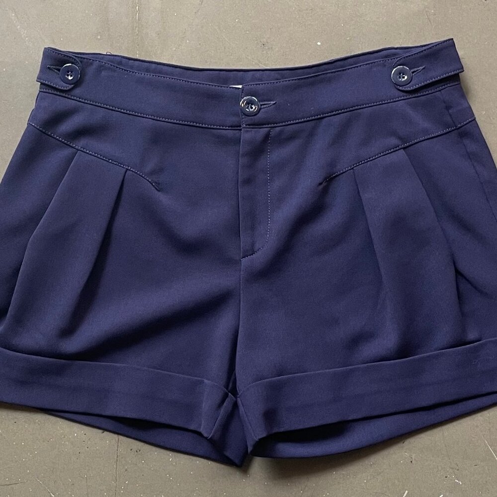 Purple "See by Chloe" high-waisted mini shorts